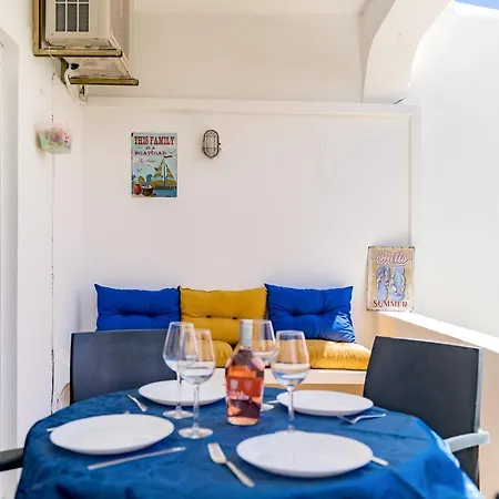 Casa Mar Apartment *